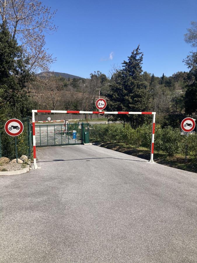 Vue mer 4 pers Les Restanques 2149 Grimaud Eksteriør bilde